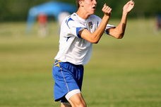 爱游戏体育app-体育纪录片聚焦退役运动员创业经历，退役运动员现状