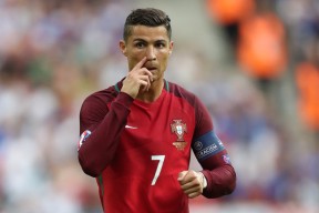 爱游戏 电竞-水球小组赛突尼斯战术灵活多变