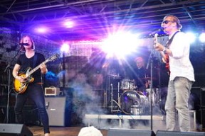 爱游戏体育APP下载-德甲节奏飞快：速度与力量齐飞！，德甲强度