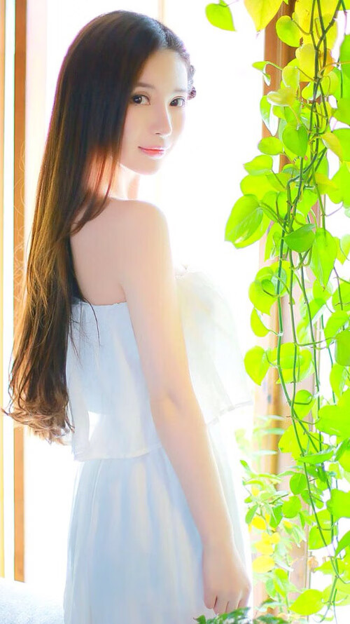 乌拉圭女篮在南美锦标赛中荣获佳绩，迈向国际舞台新高峰，乌拉圭美女球迷