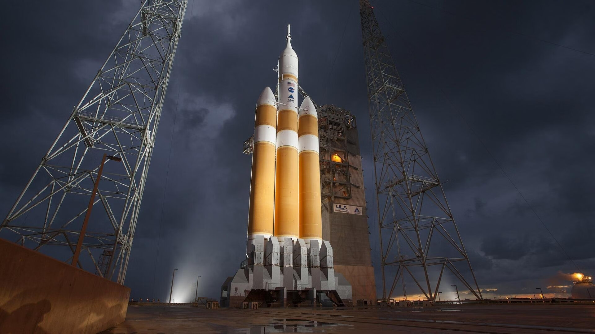 未来世界足球比赛将融合增强现实技术,沉浸式体验提升,未来的足球可能长什么样